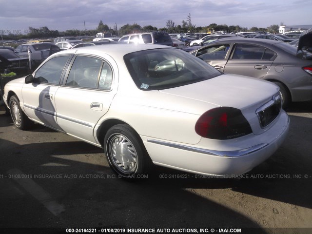 1LNFM97V9WY633719 - 1998 LINCOLN CONTINENTAL  WHITE photo 3