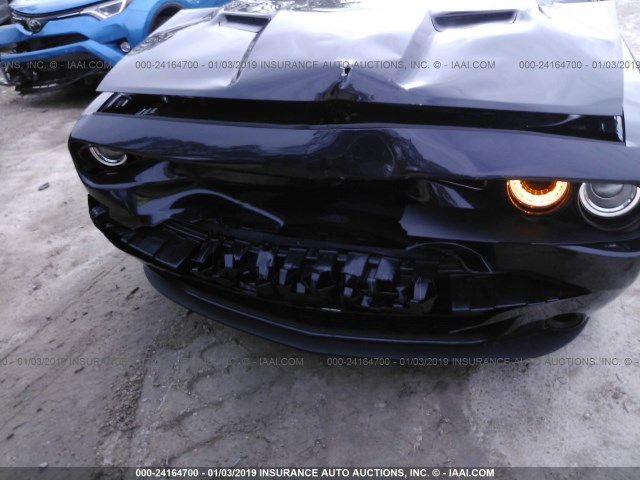 2C3CDZAG2JH321542 - 2018 DODGE CHALLENGER SXT BLACK photo 6