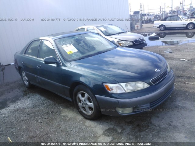 JT8BF22G4V0041329 - 1997 LEXUS ES 300 GREEN photo 1