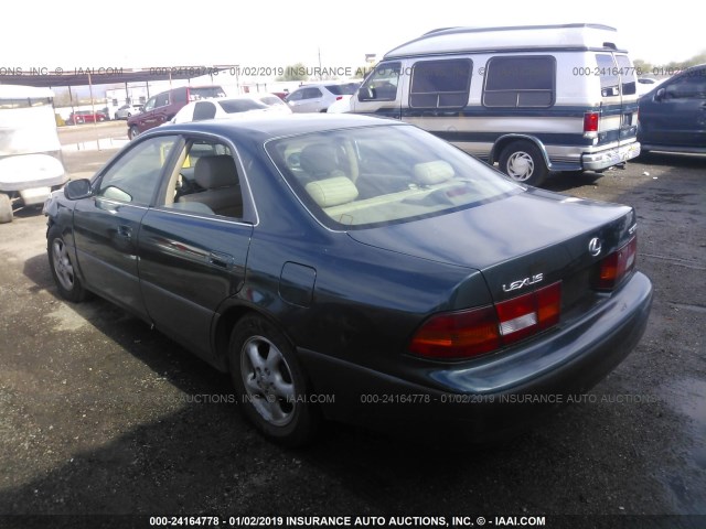 JT8BF22G4V0041329 - 1997 LEXUS ES 300 GREEN photo 3