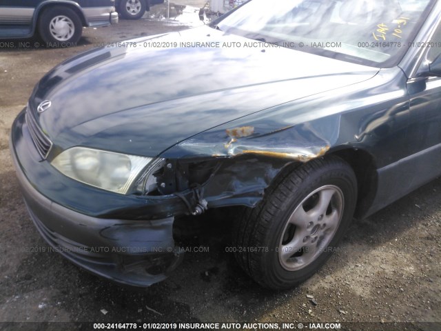 JT8BF22G4V0041329 - 1997 LEXUS ES 300 GREEN photo 6