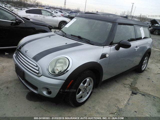 WMWML33539TP98777 - 2009 MINI COOPER CLUBMAN SILVER photo 2