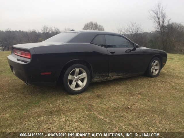 2C3CDYAG5DH500446 - 2013 DODGE CHALLENGER SXT Unknown photo 4