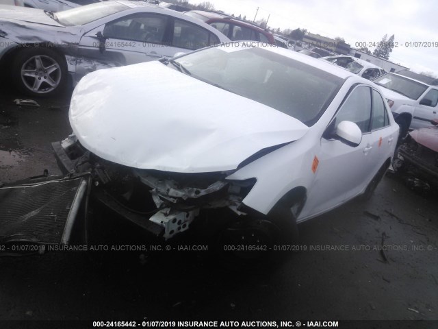 4T1BF1FK6CU539219 - 2012 TOYOTA CAMRY SE/LE/XLE 白色 照片 2