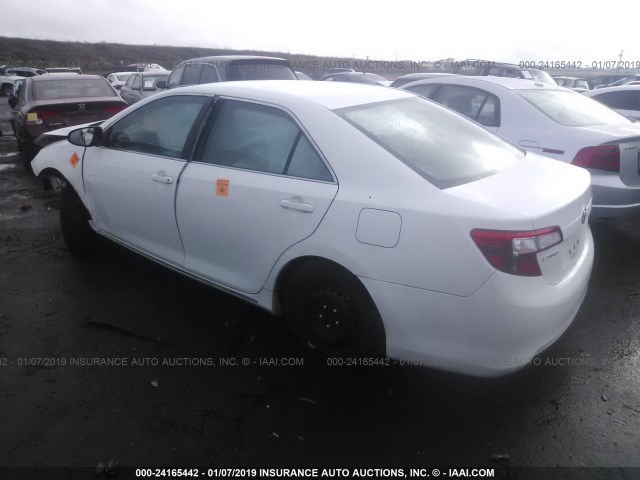 4T1BF1FK6CU539219 - 2012 TOYOTA CAMRY SE/LE/XLE 白色 照片 3