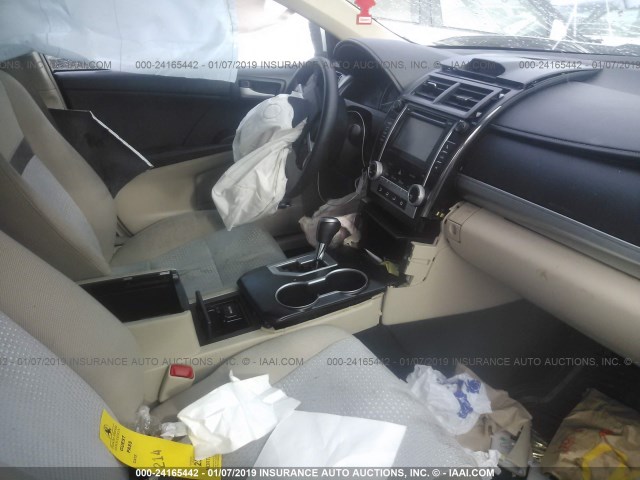 4T1BF1FK6CU539219 - 2012 TOYOTA CAMRY SE/LE/XLE 白色 照片 5