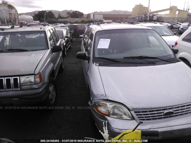 2FMZA51422BA82216 - 2002 FORD WINDSTAR LX SILVER photo 1