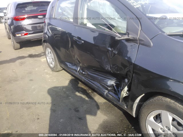 1G1JA6SG4G4164488 - 2016 CHEVROLET SONIC LS 灰色 照片 6