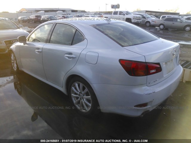 JTHBK262285077408 - 2008 LEXUS IS 250 WHITE photo 3