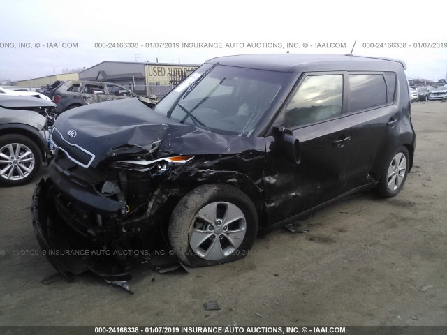 KNDJN2A28G7380112 - 2016 KIA SOUL BLACK photo 2