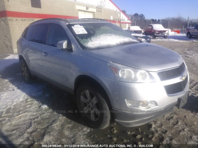 1GNLVFED0AS110976 - 2010 CHEVROLET TRAVERSE LT SILVER photo 1