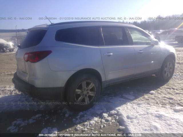 1GNLVFED0AS110976 - 2010 CHEVROLET TRAVERSE LT SILVER photo 4