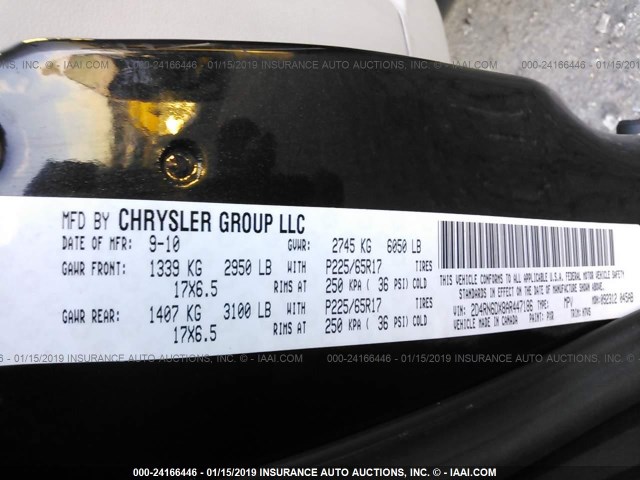 2D4RN6DX8AR447186 - 2010 DODGE GRAND CARAVAN CREW BLACK photo 9