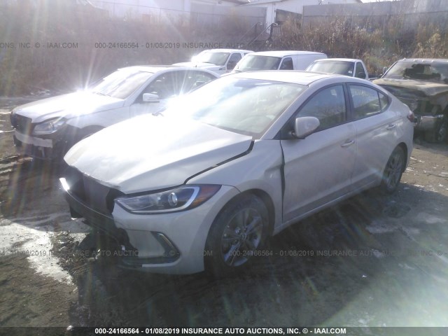 KMHD84LF2HU327341 - 2017 HYUNDAI ELANTRA SE/VALUE/LIMITED SILVER photo 2