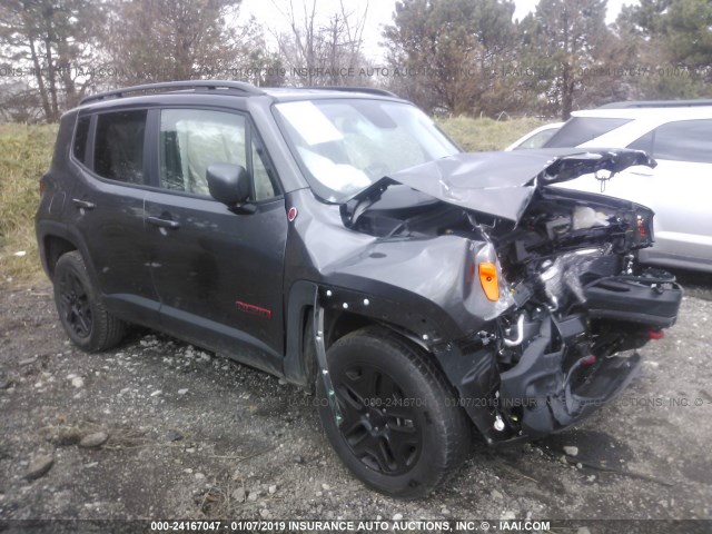 ZACCJBCB6JPG86835 - 2018 JEEP RENEGADE TRAILHAWK GRAY photo 1