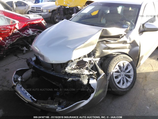 4T1BF1FK3HU723668 - 2017 TOYOTA CAMRY LE/XLE/SE/XSE TAN photo 6