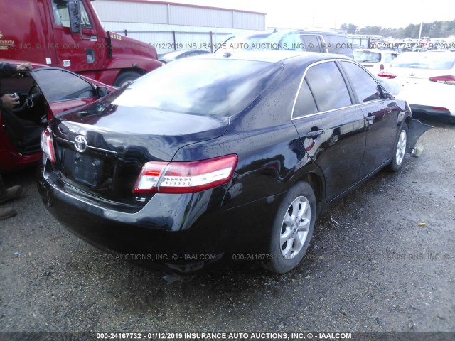 4T4BF3EK7BR131541 - 2011 TOYOTA CAMRY SE/LE/XLE BLACK photo 4