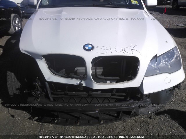 5UXZV4C51CL763394 - 2012 BMW X5 XDRIVE35I Biały zdjęcie 10