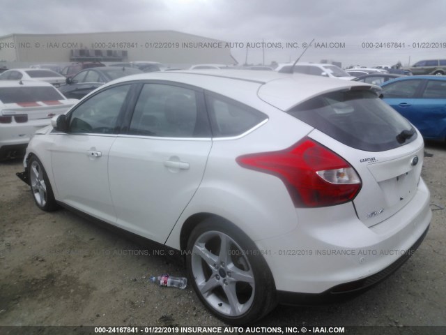 1FADP3N24EL398480 - 2014 FORD FOCUS TITANIUM WHITE photo 3