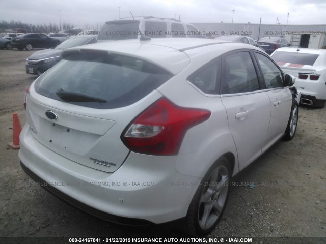 1FADP3N24EL398480 - 2014 FORD FOCUS TITANIUM WHITE photo 4