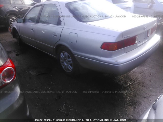 4T1BF22K8YU114412 - 2000 TOYOTA CAMRY LE/XLE Алтын фото 3