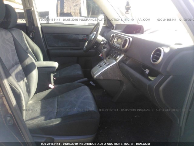 JTLZE4FE2B1129135 - 2011 TOYOTA SCION XB Күлгін фото 5
