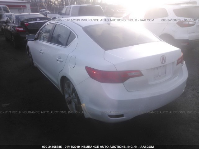 19VDE1F36FE000703 - 2015 ACURA ILX 20 WHITE photo 3