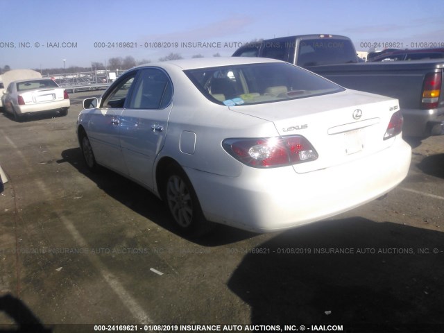 JTHBF30GX36019788 - 2003 LEXUS ES 300 WHITE photo 3