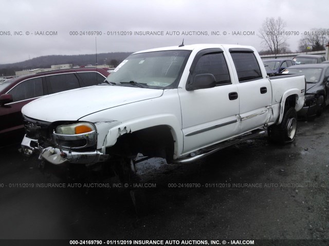 2GTEK13T341430546 - 2004 GMC NEW SIERRA K1500 WHITE photo 2