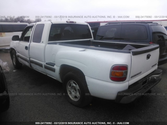 2GCEC19V4Y1167172 - 2000 CHEVROLET SILVERADO C1500 WHITE photo 3