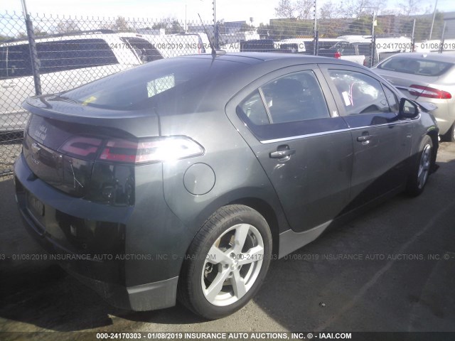 1G1RF6E4XEU157791 - 2014 CHEVROLET VOLT GRAY photo 4