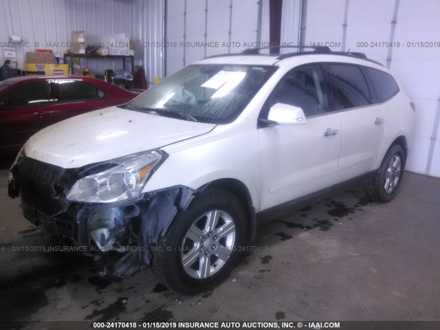 1GNKVJED5CJ286526 - 2012 CHEVROLET TRAVERSE LT WHITE photo 2