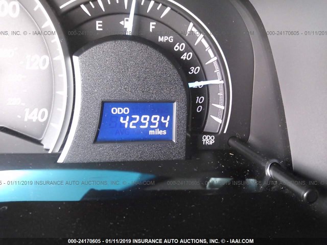 4T4BF1FK2DR329319 - 2013 TOYOTA CAMRY L/SE/LE/XLE 银色 照片 7