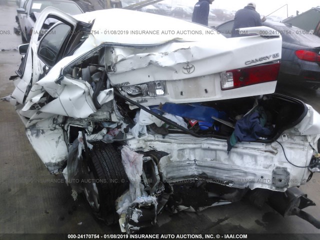 JT2BG22K0Y0469589 - 2000 TOYOTA CAMRY CE/LE/XLE 白色 照片 6