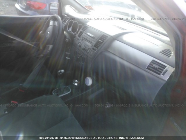 3N1BC1AP4BL409578 - 2011 NISSAN VERSA S/SL Rojo foto 5