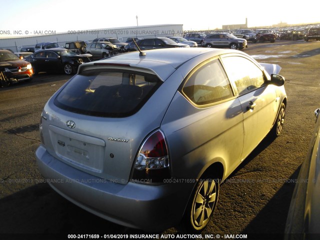 KMHCM3AC9BU194109 - 2011 HYUNDAI ACCENT GL SILVER photo 4