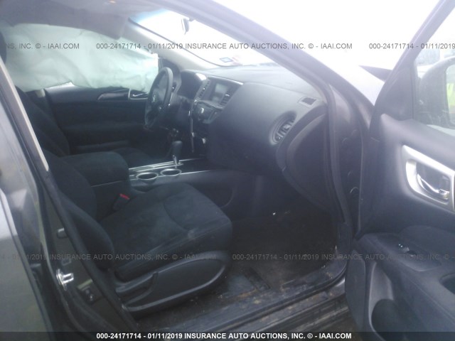 5N1AR2MN7FC625929 - 2015 NISSAN PATHFINDER S/SV/SL/PLATINUM GRAY photo 5
