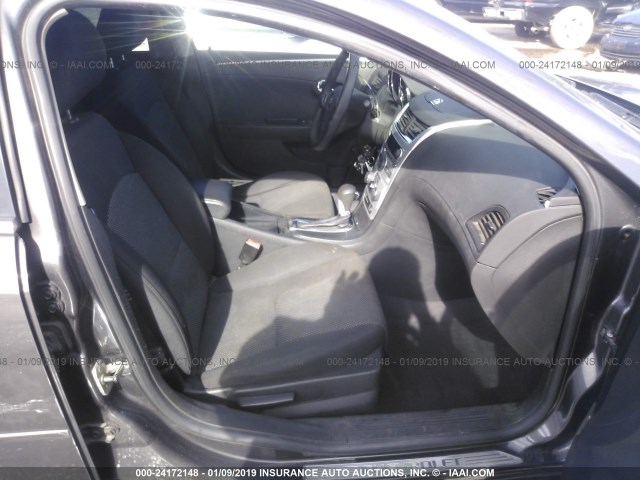 1G1ZC5E00CF251759 - 2012 CHEVROLET MALIBU 1LT ნაცრისფერი ფოტო 5