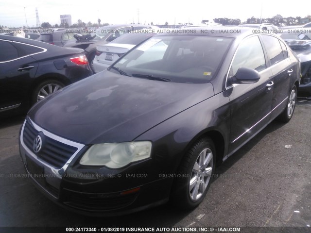 WVWAK73C46P113270 - 2006 VOLKSWAGEN PASSAT 2.0T/2.0T VALUE GRAY photo 2