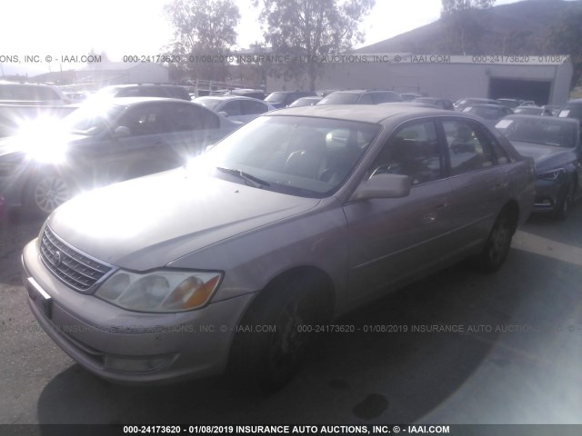 4T1BF28B53U316091 - 2003 TOYOTA AVALON XL/XLS GOLD photo 2