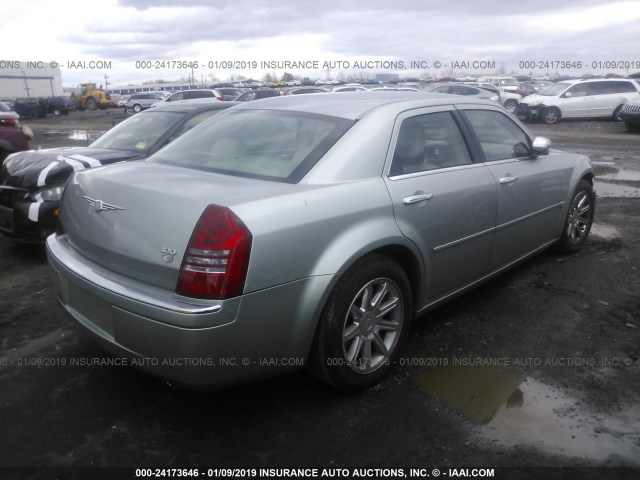 2C3JA63H15H563376 - 2005 CHRYSLER 300C GREEN photo 4