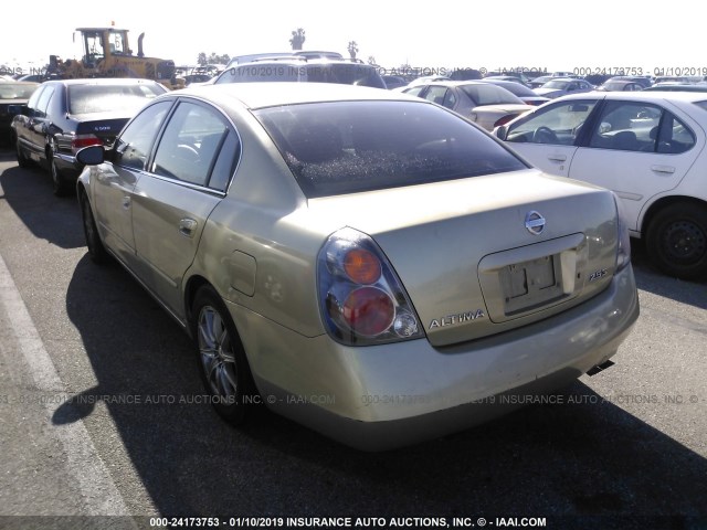 1N4AL11E02C209144 - 2002 NISSAN ALTIMA S/SL GOLD photo 3