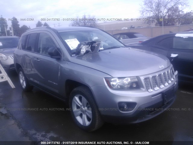 1C4NJCEA3GD609219 - 2016 JEEP COMPASS LATITUDE GRAY photo 1