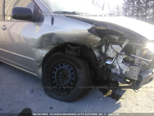 5TDZK23C68S166907 - 2008 TOYOTA SIENNA CE/LE GOLD photo 6