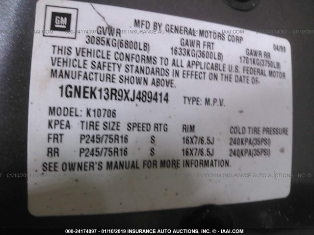 1GNEK13R9XJ489414 - 1999 CHEVROLET TAHOE K1500 GRAY photo 9