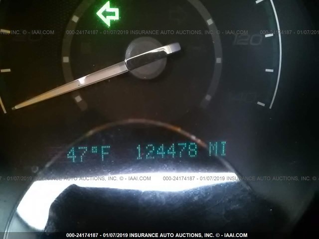 1G1ZB5E12BF103557 - 2011 CHEVROLET MALIBU LS SILVER photo 7