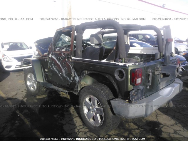 1J4FA54138L621471 - 2008 JEEP WRANGLER SAHARA GREEN photo 3