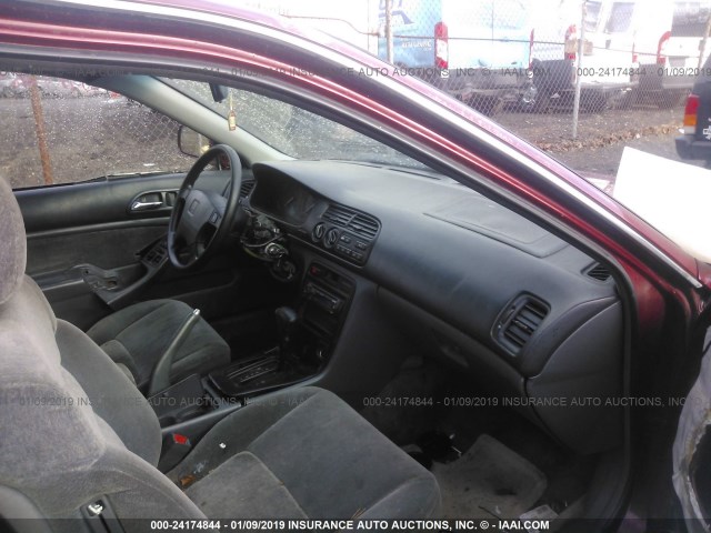 1HGCD7259TA009153 - 1996 HONDA ACCORD EX/EX-R RED photo 5