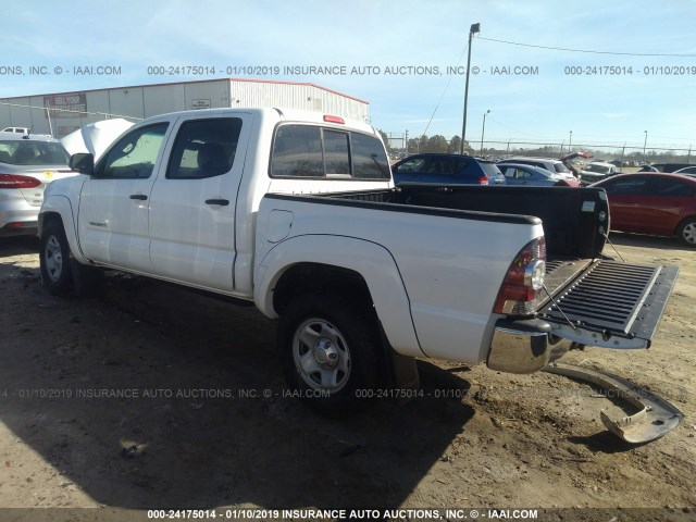 3TMJU4GNXDM149052 - 2013 TOYOTA TACOMA DOUBLE CAB PRERUNNER WHITE photo 3