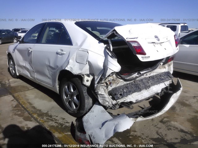 JTNBE46K673083268 - 2007 TOYOTA CAMRY NEW GENERAT CE/LE/XLE/SE WHITE photo 3